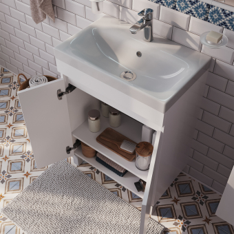 ZOD6CDFi95K_photo_interior_02